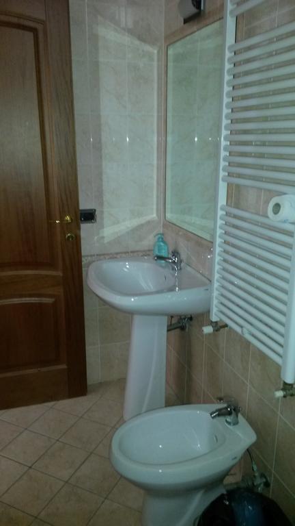 B&B Manzoni Resort Μπρίντιζι Δωμάτιο φωτογραφία